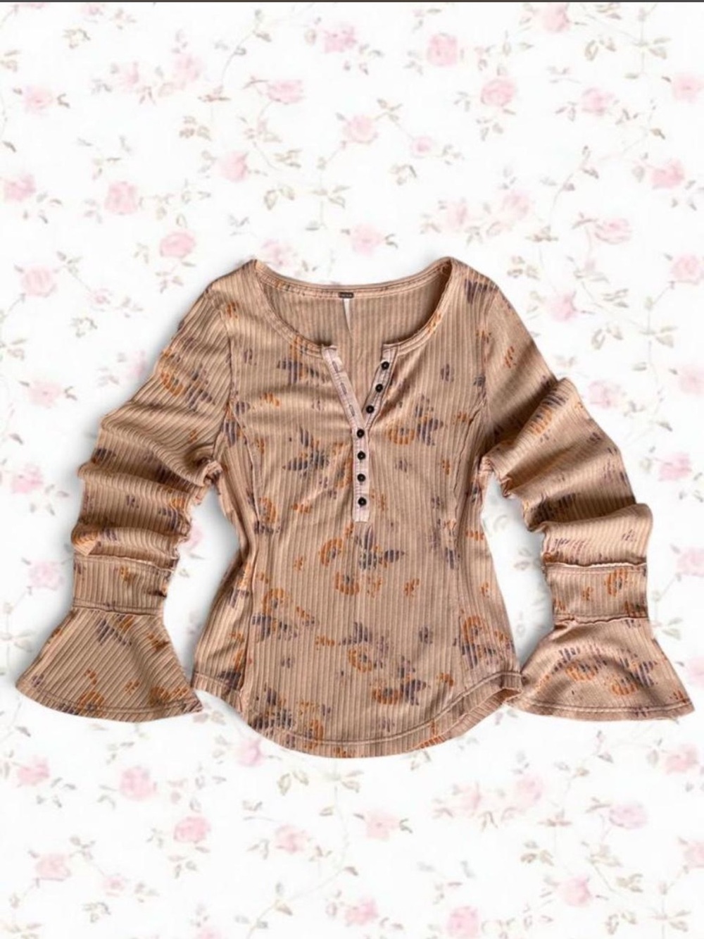 Free People Boho Tan Floral Ribbed Henley Top With Ruffle Sleeves - Sz. L - Picture 2 of 5
